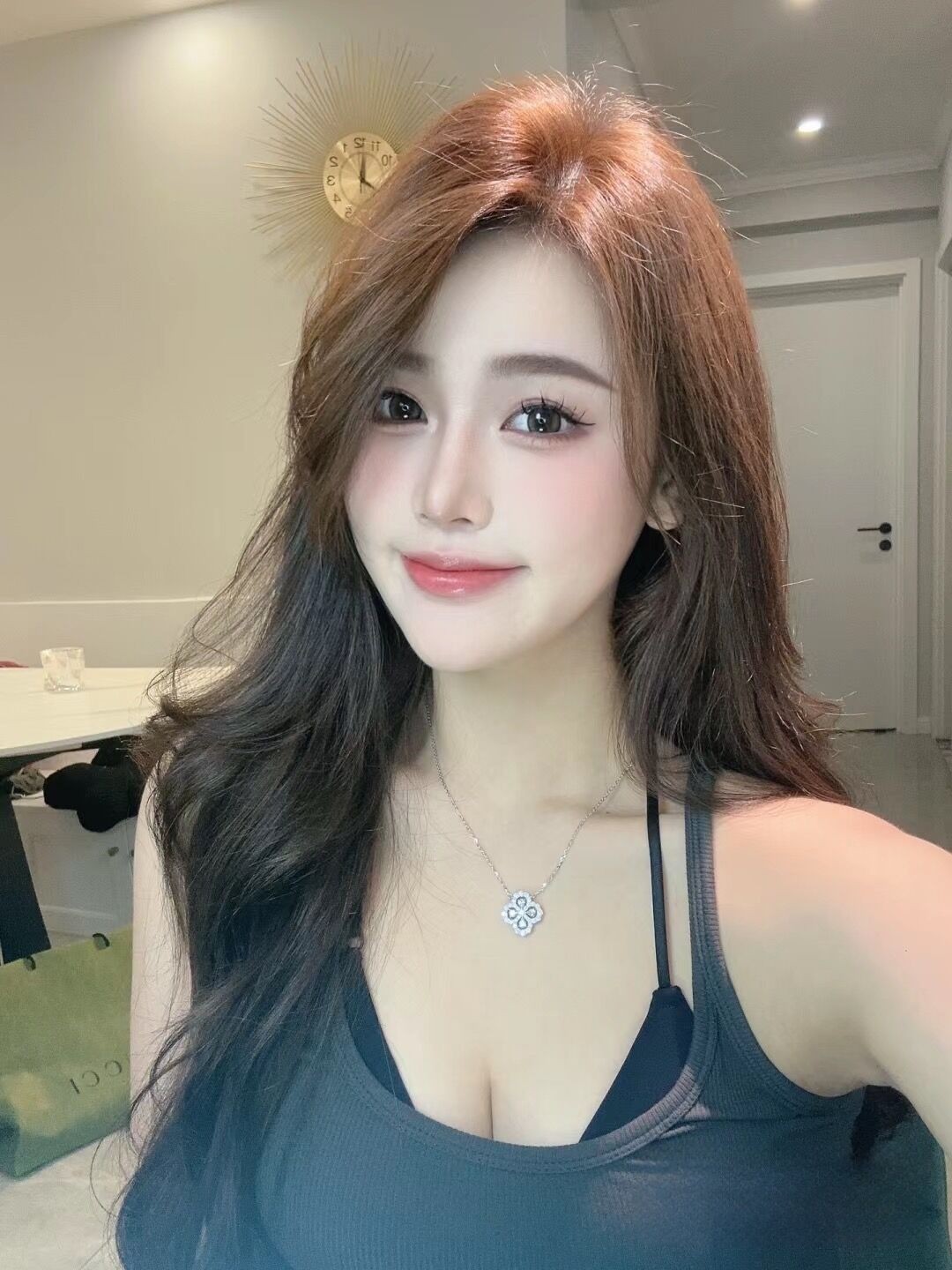 125199_MMRYC4BE5Y8DN8J.jpg